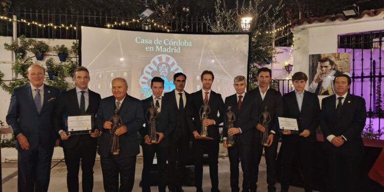 Isabel Díaz Ayuso, Román y Diego Urdiales, entre los premiados en los LII Galardones de Los Cinco Califas