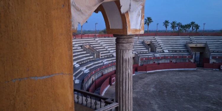 El abandono de la plaza de toros de Espartinas vuelve a quedar al descubierto